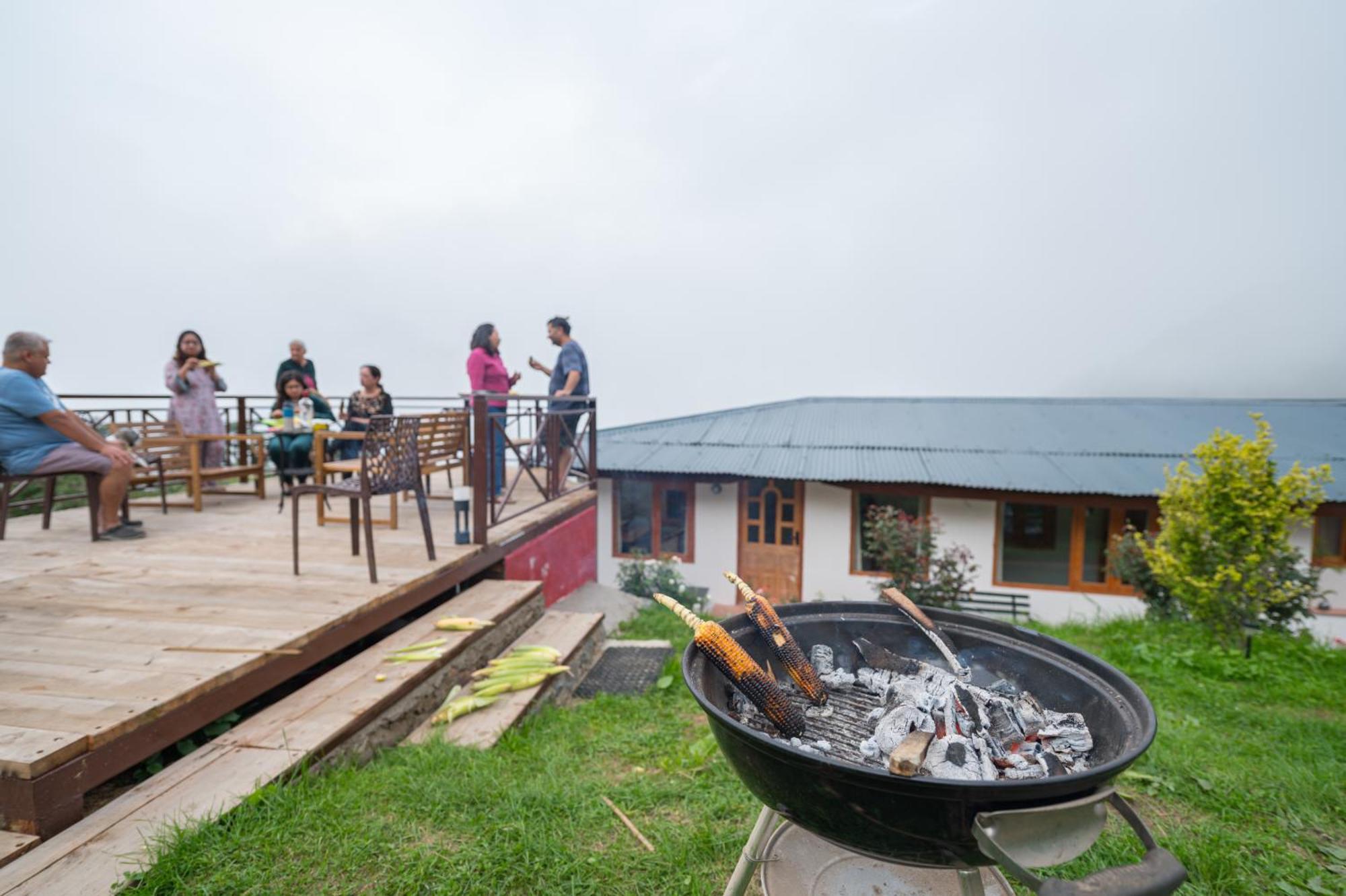 Cedar Hill Lodge - A Boutique Homestay Машобра Экстерьер фото